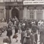 Okupace 1968, střelba, tanky, Palác Kinských, Staroměstské náměstí