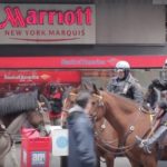 Improw Everywhere, Pozpátku po Times Square, New York