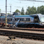 Studénka, třetí železniční nehoda, 2015, poničené nástupiště, konec