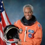 Guion Bluford, první astronaut tmavé pleti, North Olmsted