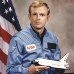 Roy D. Bridges, astronaut, ředitel Kennedy Space Center